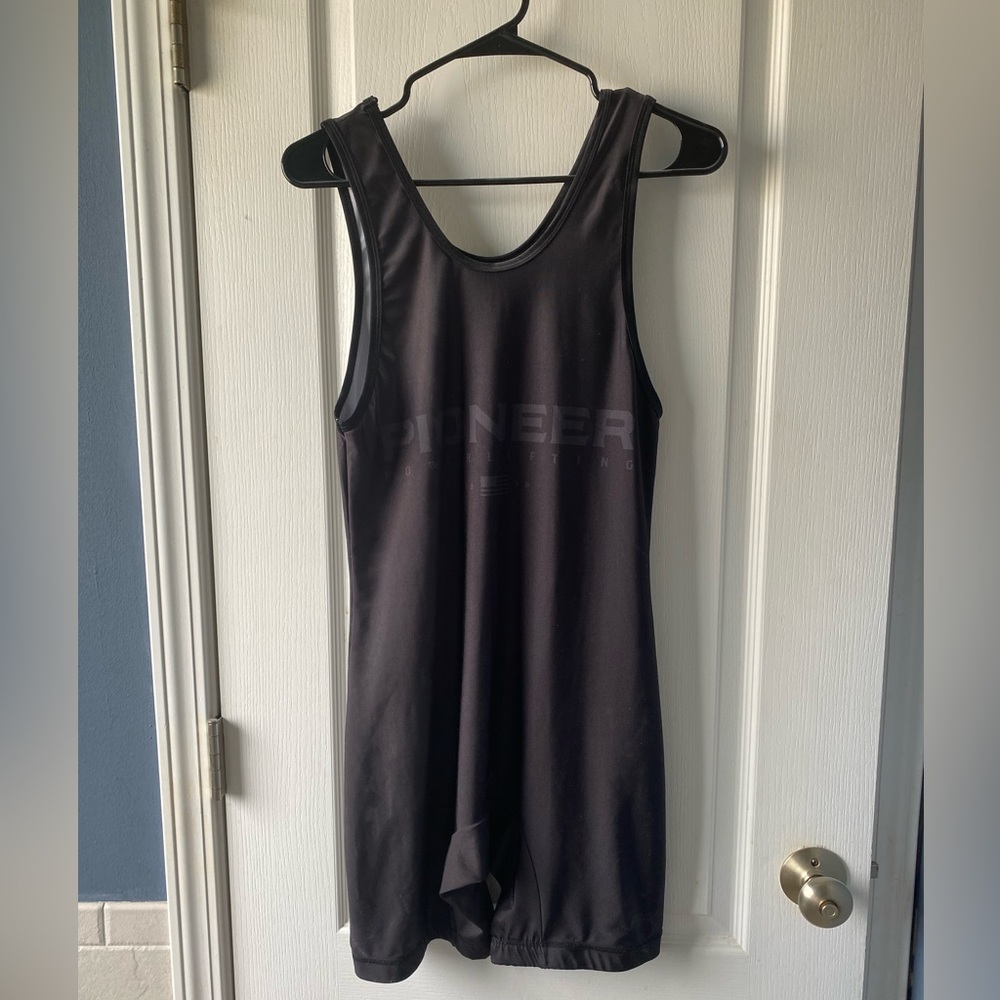 Pioneer Singlet